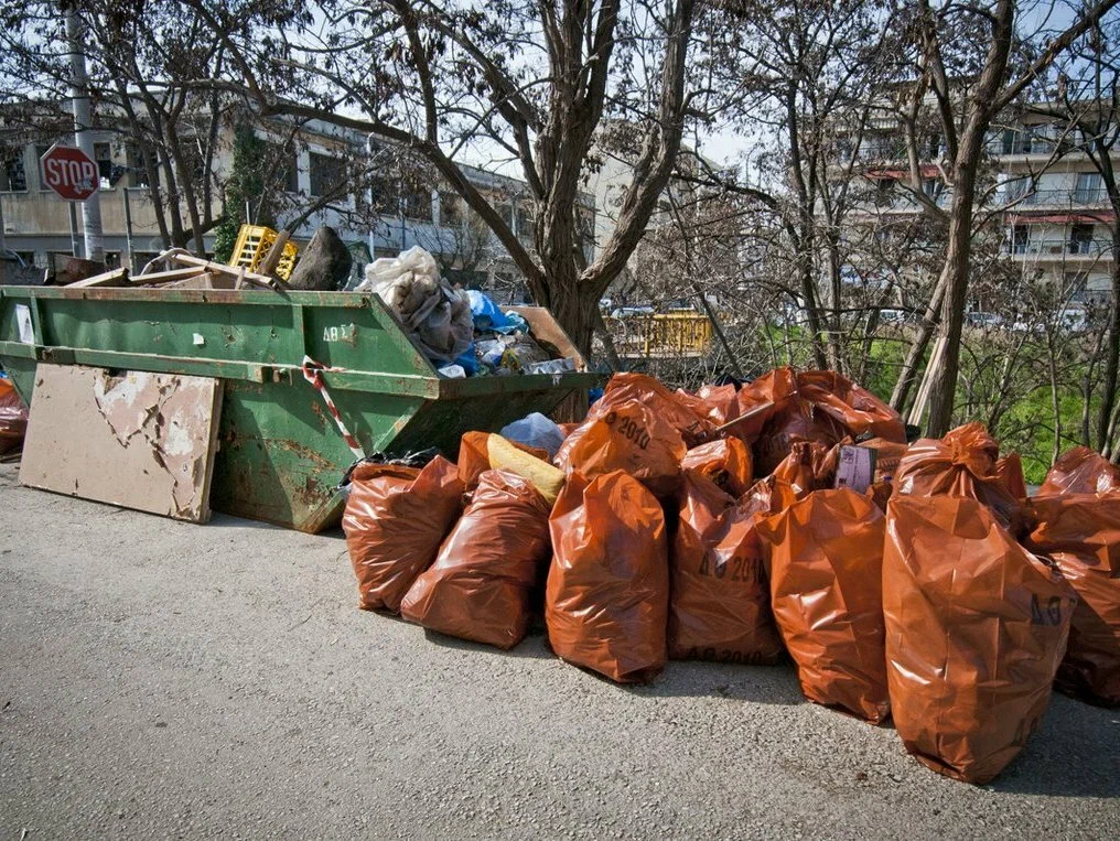 Круглосуточный вывоз мусора в Изобильном в октябре