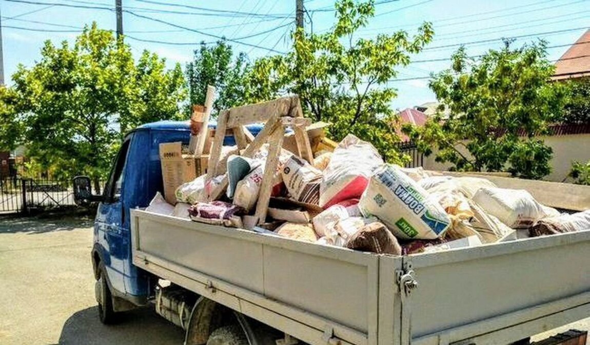 Вывоз мусора Газелью в Изобильном в октябре